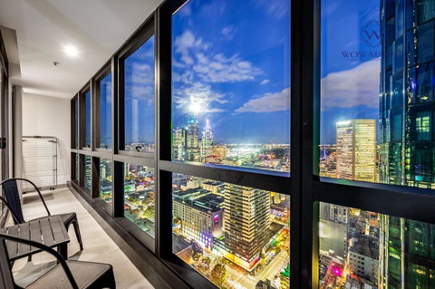 WOW Apartment On Sutherland - Accommodation Broadbeach 2