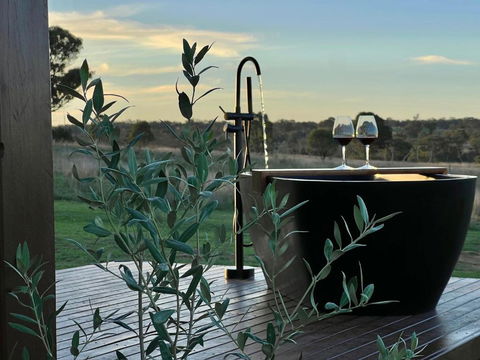 Alum Rock Hideaway - Accommodation Broadbeach 0
