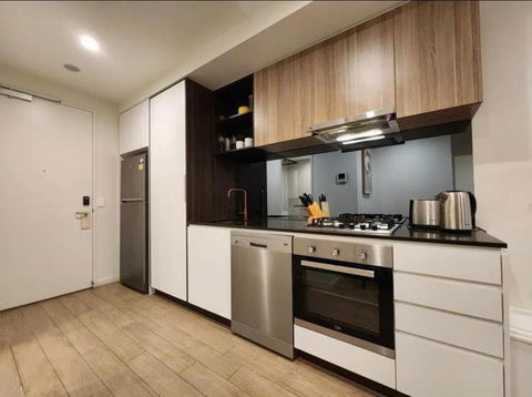 My Fahiye - Accommodation Broadbeach 2