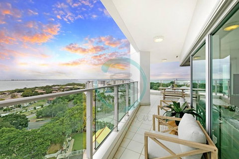 ZEN TOWERS: Cozy Executive 3-BR Family Apt In Darwin City - Accommodation Broadbeach 0