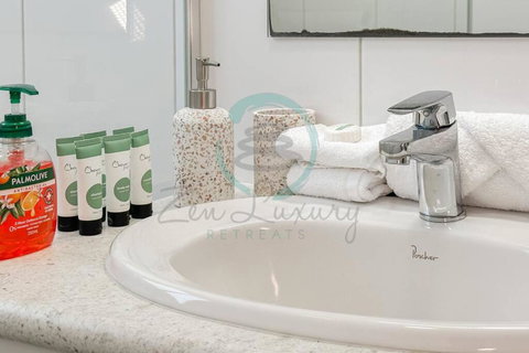 ZEN Nightcliff Foreshore 2-BR Cozy & Quiet Getaway - Accommodation Broadbeach 1