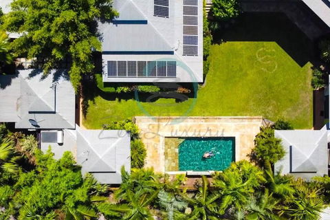 Zenhouse: 6-BR Balinese Tropical Oasis In Nightcliff Central - Accommodation Broadbeach 0