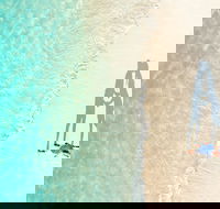 Private Coral Cay Bubbles Tour - Accommodation Broadbeach