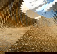 Wave Rock York Wildflowers and Aboriginal Cultural Day Tour from Perth - Accommodation Broadbeach