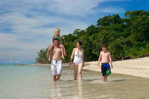 Fly To Green Island - Cruise Return - Accommodation Broadbeach 5