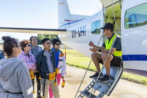 Scenic Flight - Great Barrier Reef, Heart Reef, Whitehaven Beach & Hill Inlet! - Accommodation Broadbeach 1