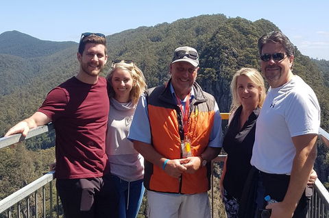 Leven Canyon Day Trip Including Wings Wildlife Park Or Gunns Plains Caves - Accommodation Broadbeach 1