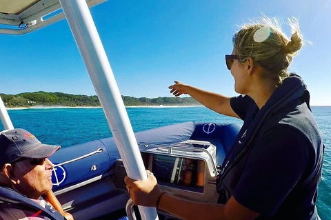 Julian Rocks Byron Bay Cruise - Accommodation Broadbeach 3