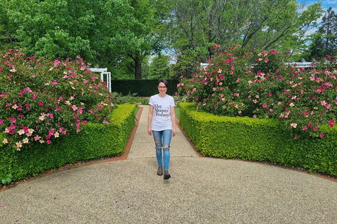 Women's History Walking Tour With Local Guide In Canberra - Accommodation Broadbeach 3