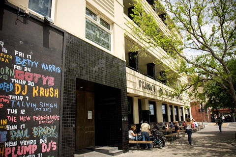 Live Music Melbourne Bus Tour - Accommodation Broadbeach 2