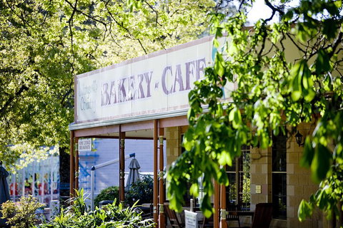 Lake Mountain Snow Trip Including Yarra Valley Chocolaterie From Melbourne - Accommodation Broadbeach 2